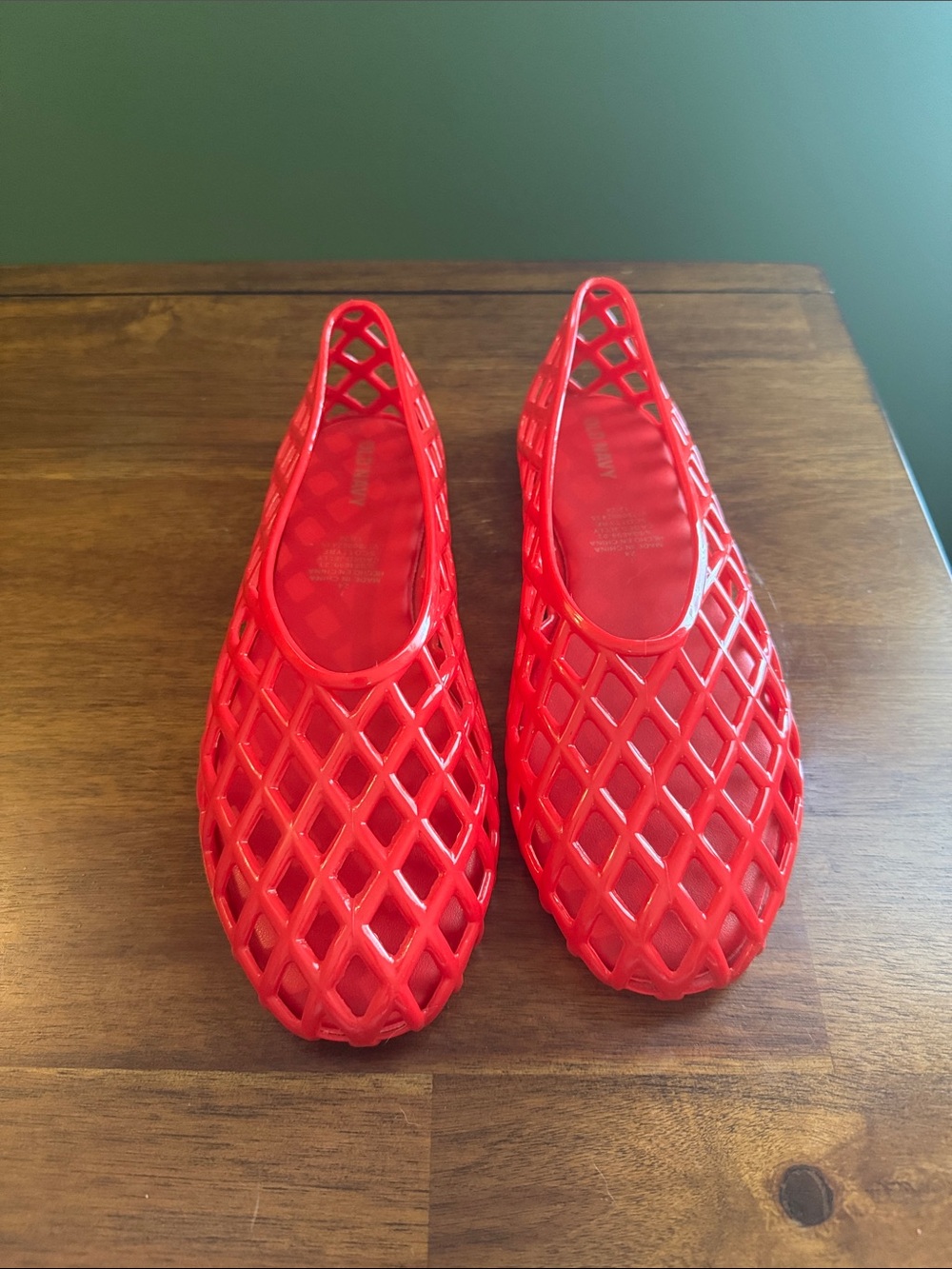 Women's Red Lattice Slip-On Flats